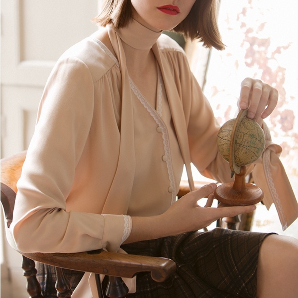 Miss Patina Delicacy Blouse (Nude)